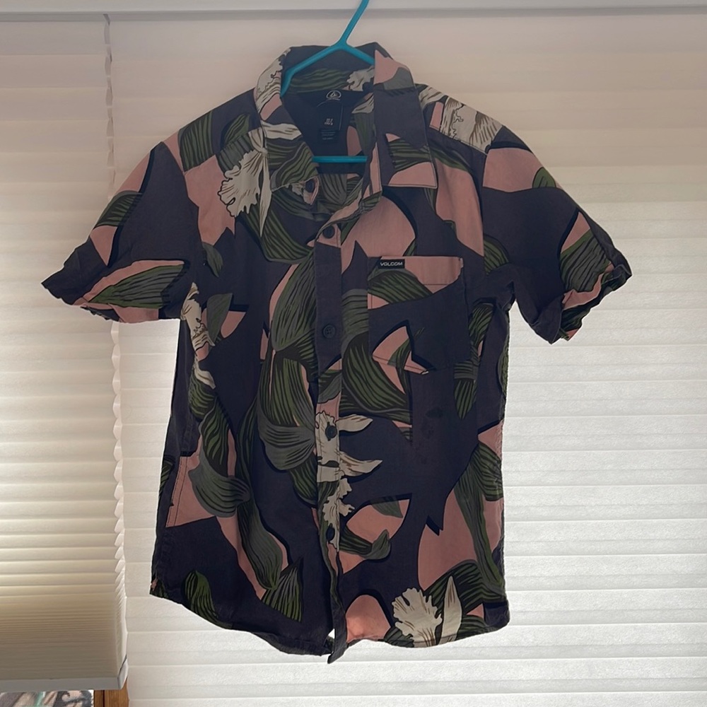 Volcom Boys Hawaiian short sleeve button up size 6